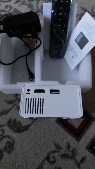 Новый Led проектор