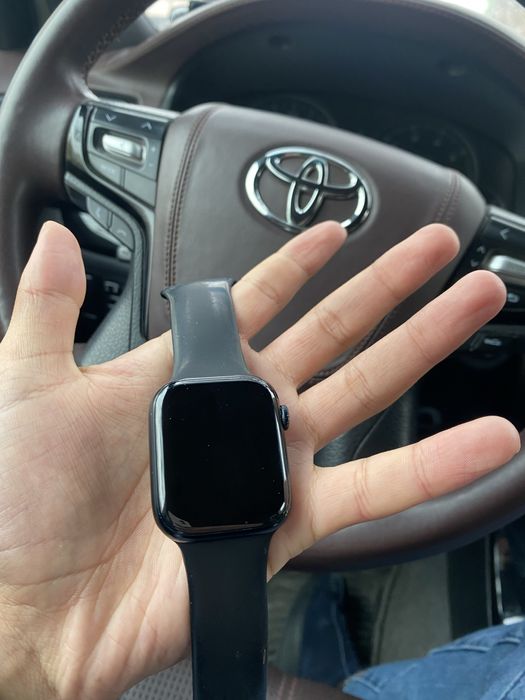 Iwatch 7/45 srochna sotiladi