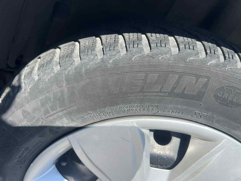 Vand dacia logan 2011 1.4 benzina