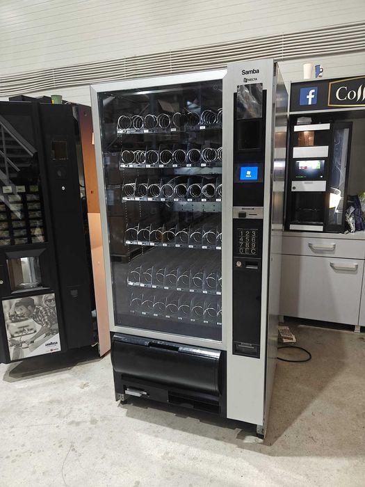 Automat Vending Necta Samba