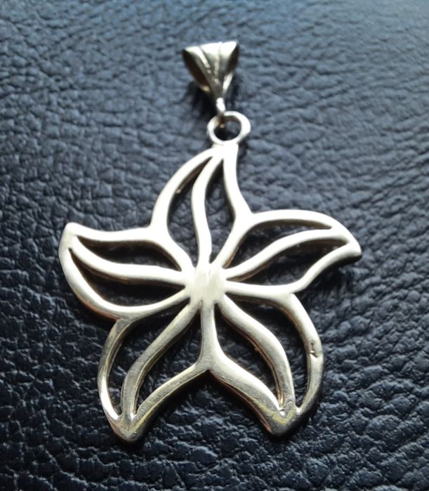 Сребърна висулка- морска звезда !