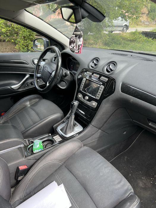 Vand sau schimb ford mondeo mk4