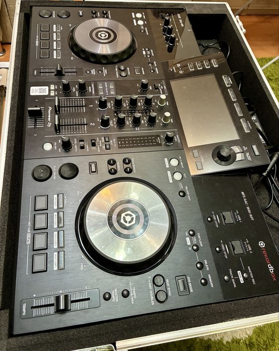 Pioneer XDJ RR si case transport