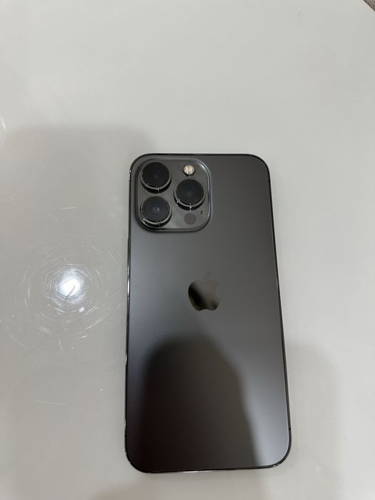 iphone 13 pro в идеальном состояний!