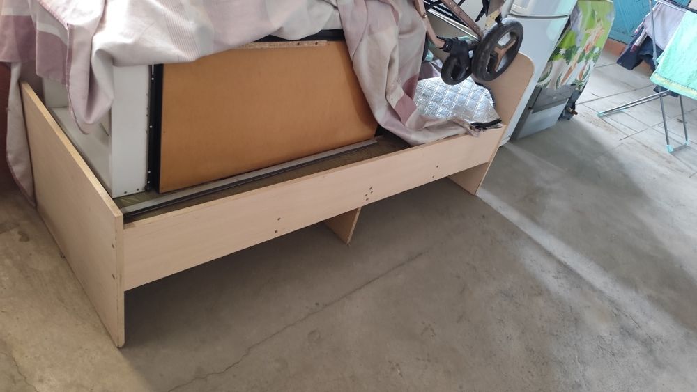 Детская кровать продаю