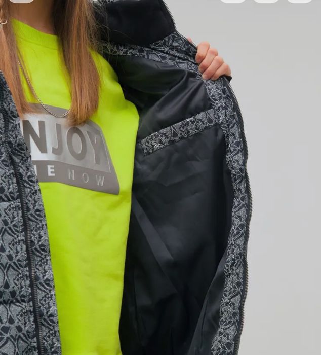 Продам пуховик зимние