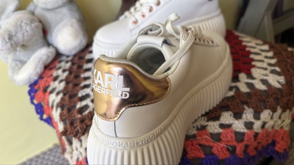 Adidasi firma karl lagerfeld