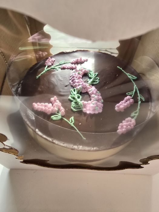 Торты на 8 марта в наличии!