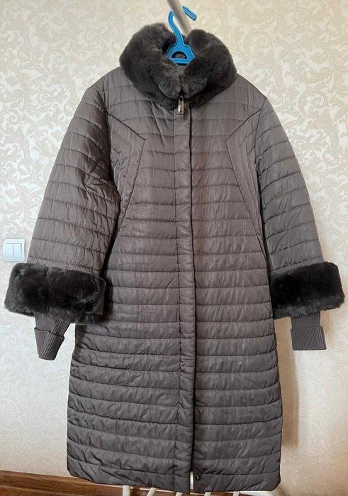 продам женский пуховик