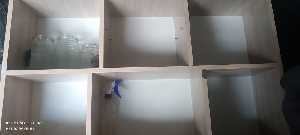 Полка настенная .