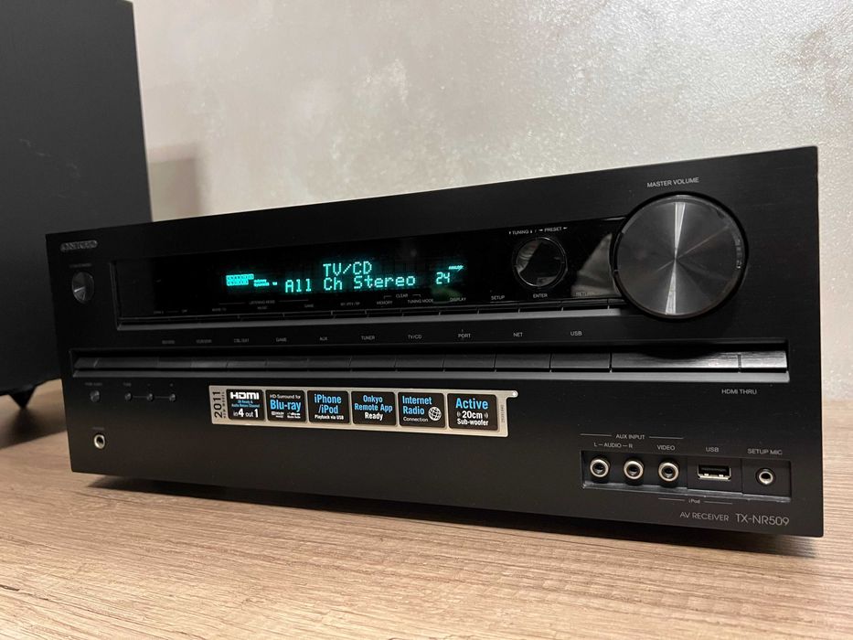Onkyo TX-NR509 reciver, sateliti, subwoofer, surround