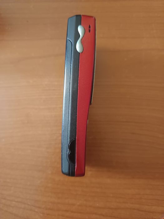 Vând Nokia 8210 Impecabil