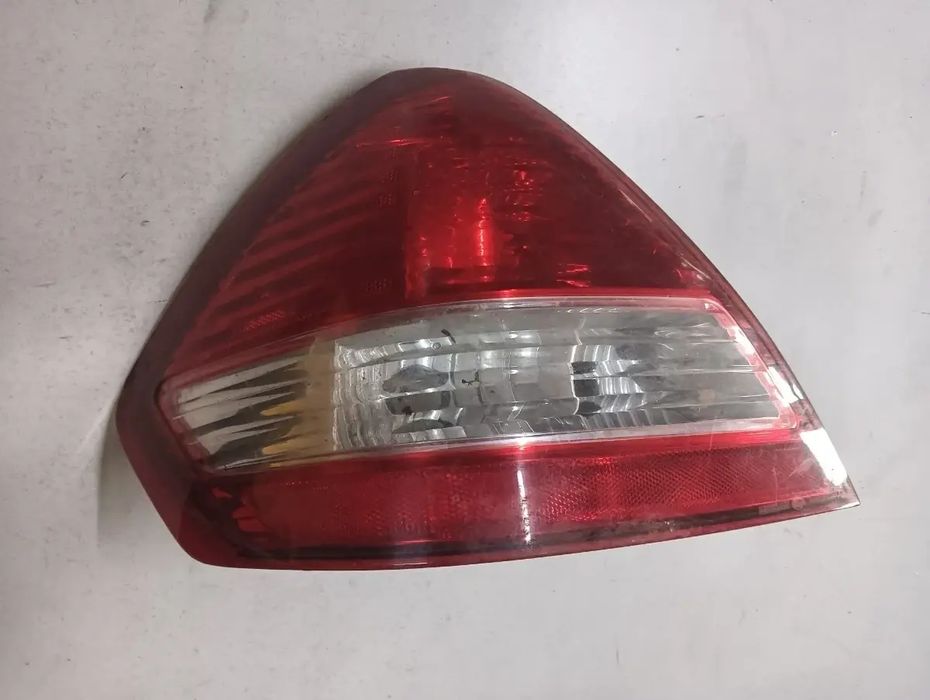 Stopuri Dreapta Spate Nissan Tiida Saloon C11 2004 - 2013 1.6 Hr16De