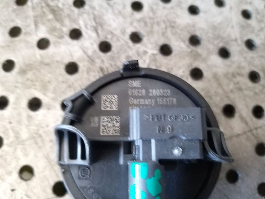 Senzor impact stanga fata vw golf 8 5wa959354