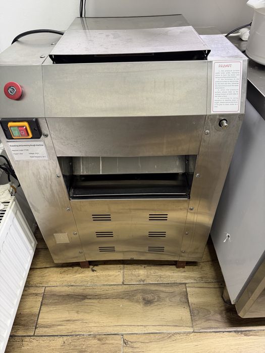 Тестораскаточная машина