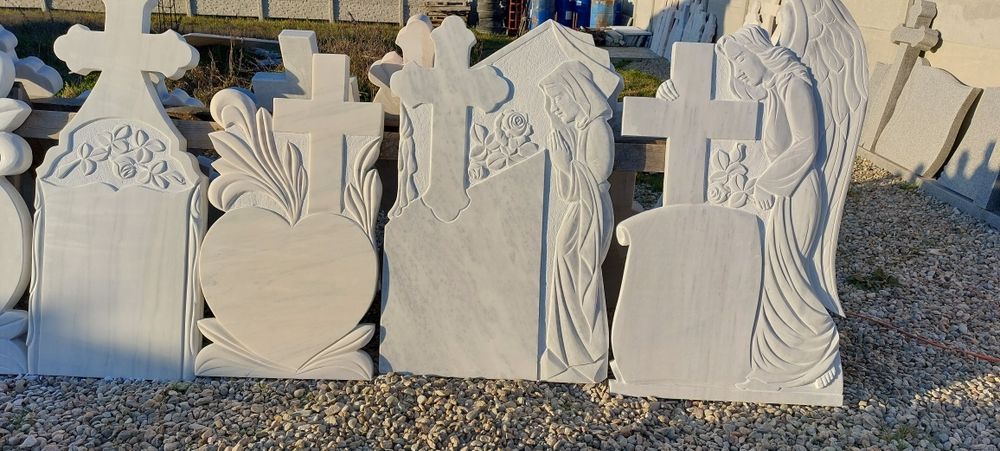 Cruci de marmură & cruci de granit !