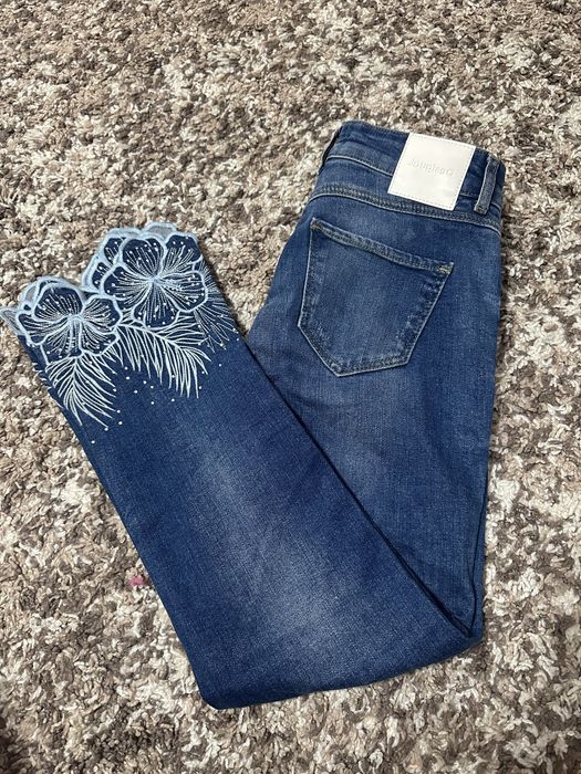 Blugi superbi dantela sibtalie inalta Desigual