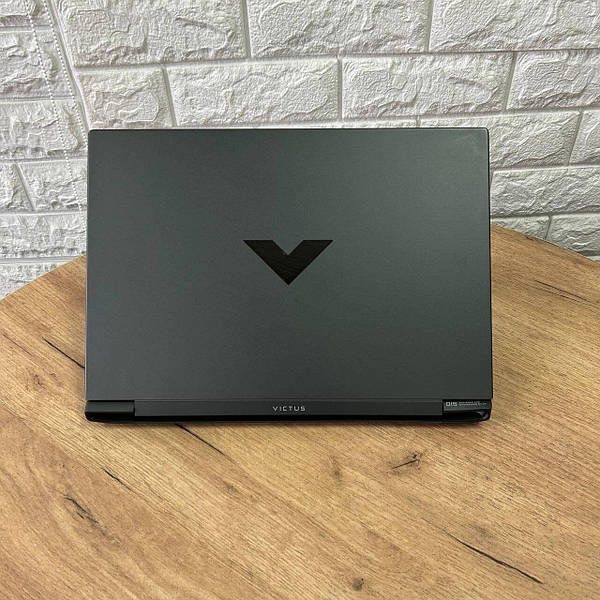 Hp Victus Gaming 15.6 sotiladi Nasiya savdo xam bor