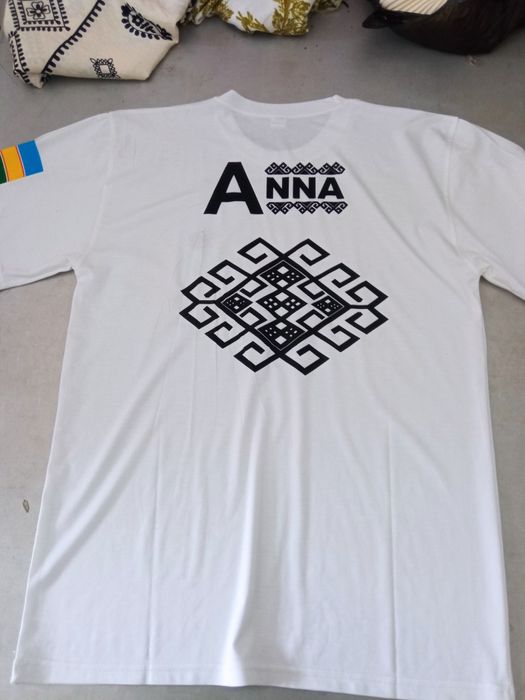 Qaraqalpaq uriwlari jazilgan fudbolkiler .