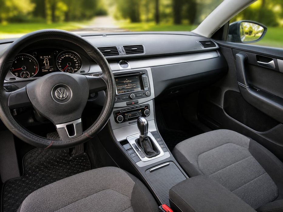 Vând VW Passat B7 Automat 2.0 L