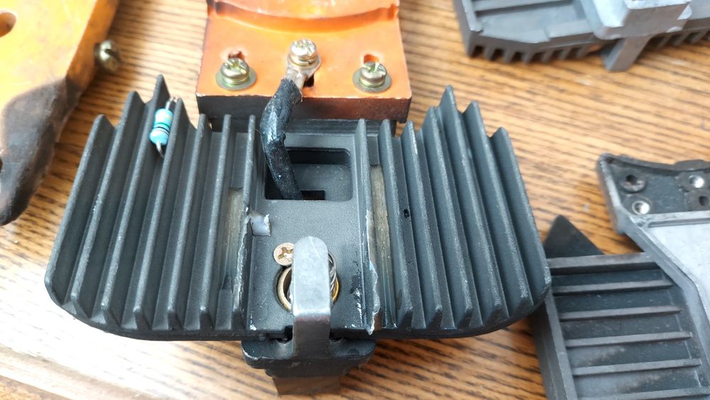 Запчасти на стабилизатор напряжения