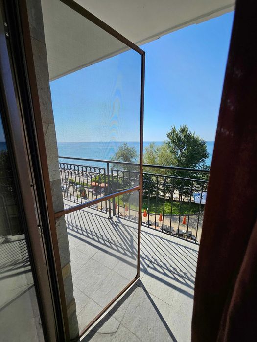 Продава се Двустаен апартамент в Свети Влас - 80 кв.м за 1000 €/кв.м - Снимка #2