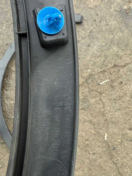 Bandou Aripa Overfender Stanga Dreapta Fata Range Rover Evoque