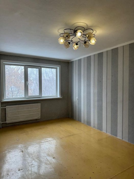 Продам 3к р-н Уюта 4/5