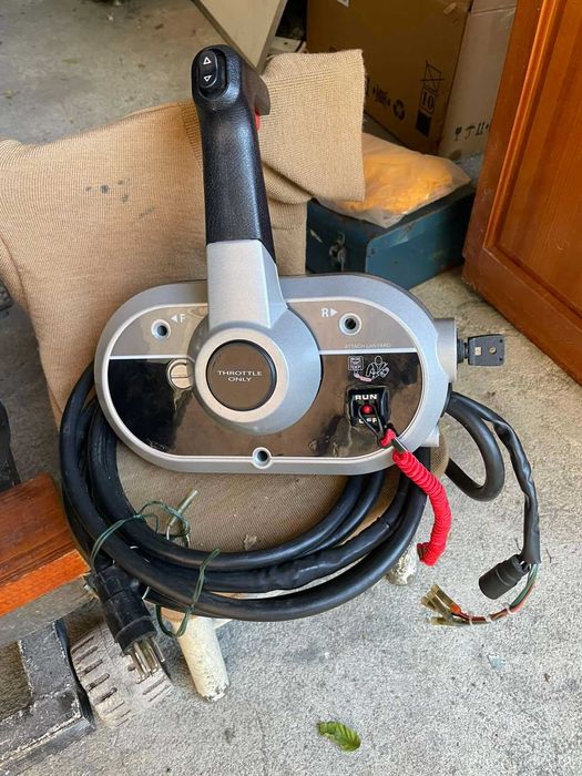 Извънбордов мотор Меркюри 90кс