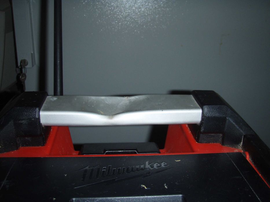 Radio bluetooth incarcare acumulator M18 Milwaukee M18 RC model 2022