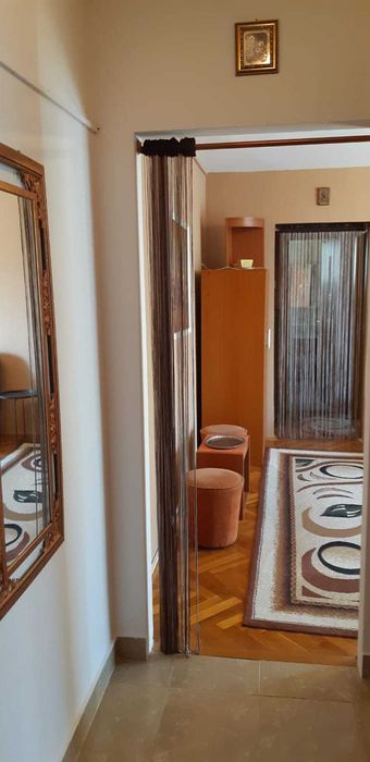 Inchiriez apartament 2 camere