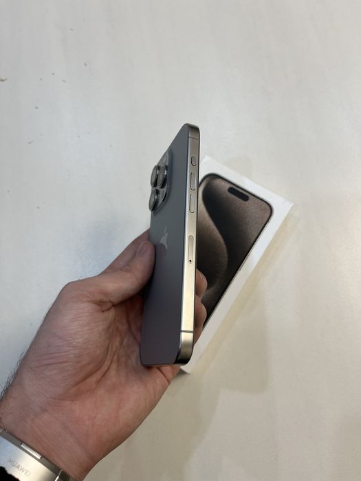 IPhone 15 Pro 256 gb