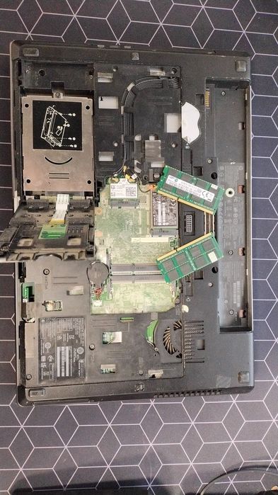 Service PC și laptop