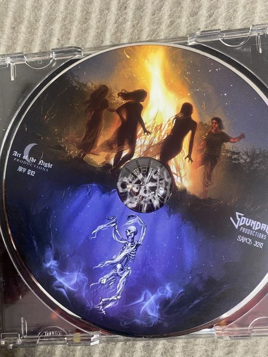 Cd E-an-na  Jiana primul album cu autograf