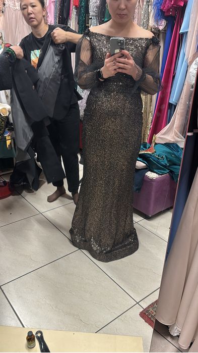 Вечернее красивое платье