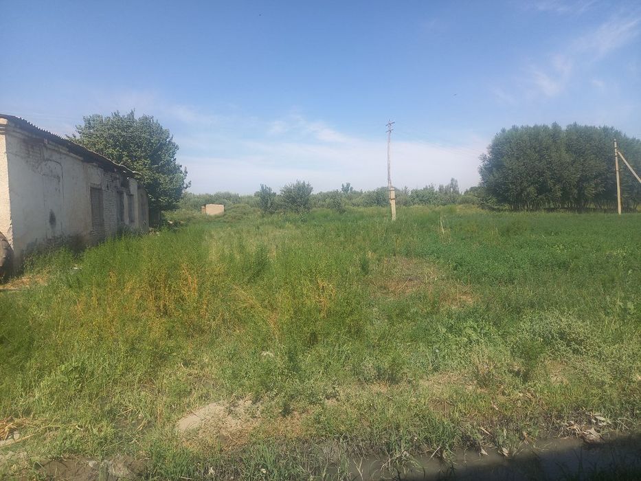 Участка сотилади