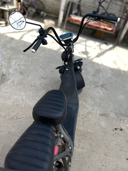 Scuter electric 1500W, 2 locuri , 2000km