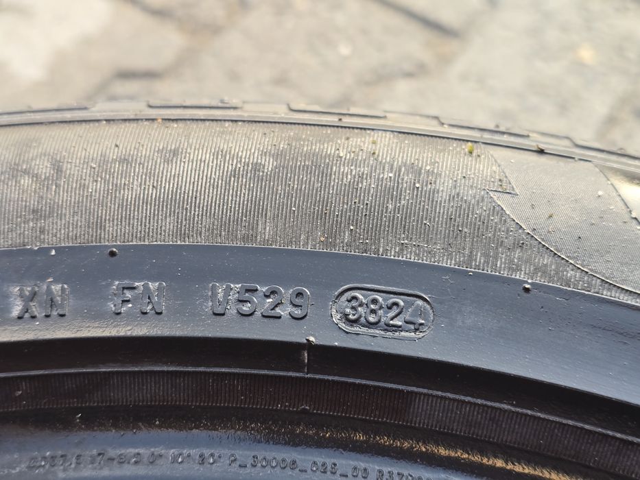 285 40 21 Pirelli