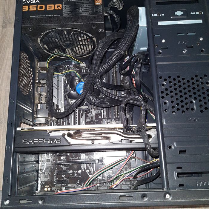 Полу- геймърски компютър ;)