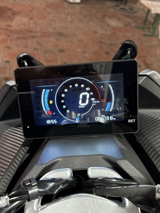 Скутер сотилади