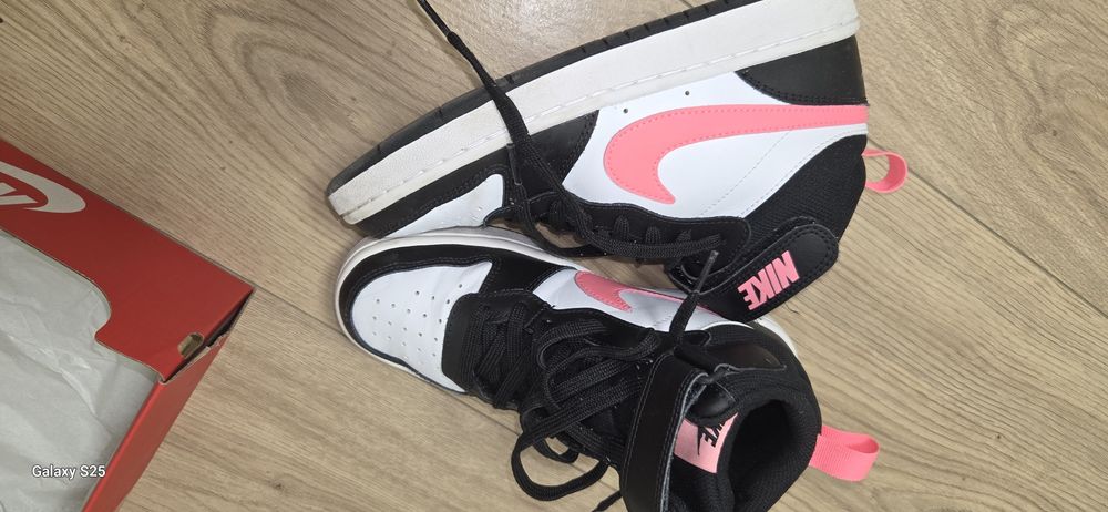 Nike страхотни кецове