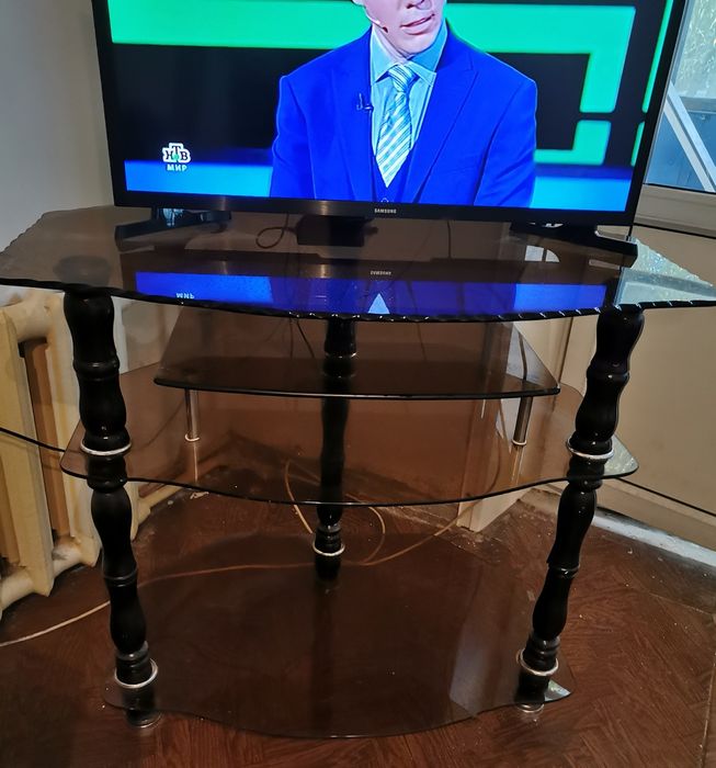 Тумба под телевизор