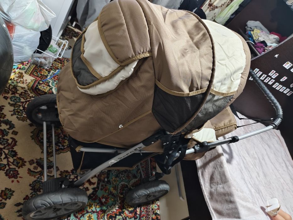 Продам детскую коляску