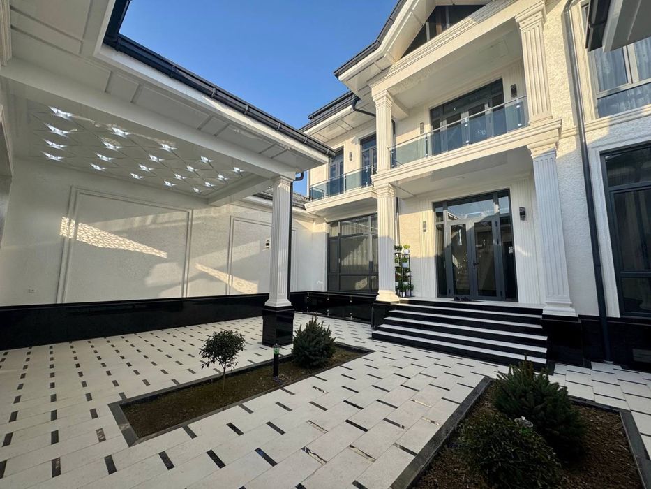 Продается Таунхаус. 3 сотки. Согдиана.