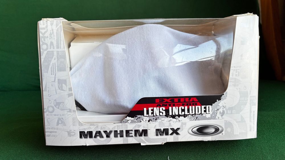 Оригинални очила ендуро мотокрос Oakley Mayhem MX – чисто нови