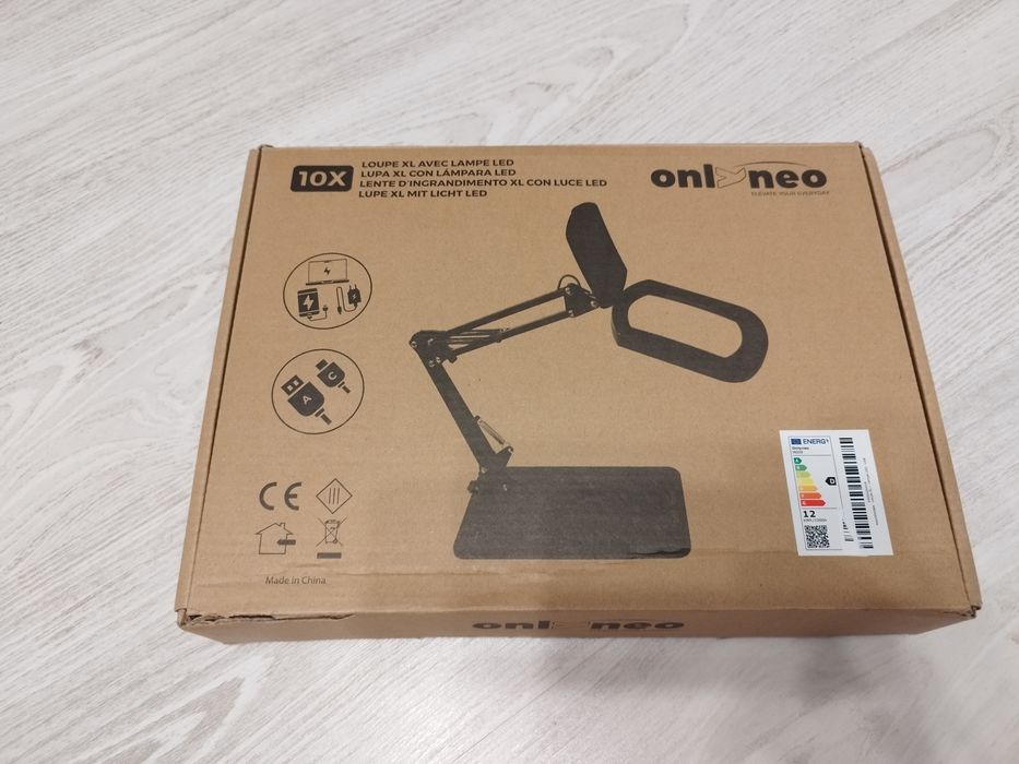 Lampă Cu Lupă Dreptunghiulară XL Onlyneo MAGN100BK 10X, Cu Talpă De Birou, Neagră