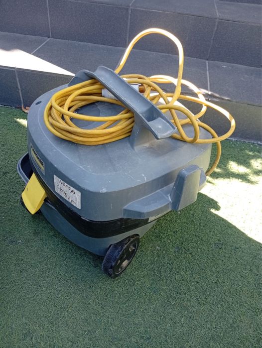 Пылесосы Karcher нерабочие на запчасти (5 шт)