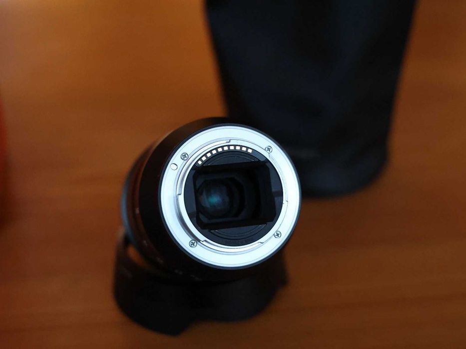 Обектив Sony Zeiss Vario-Tessar T* FE 16-35mm f4 ZA OSS