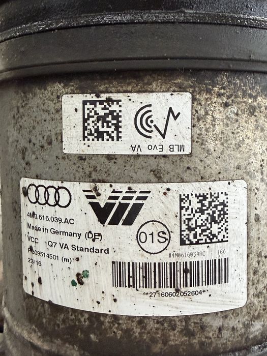 Perna fata Audi Q7 Q8 4m 100.000 km cu garantie 4M0616039 AC