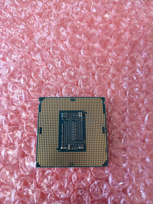 Procesor I5 9400T socket 1151 versiunea 2
